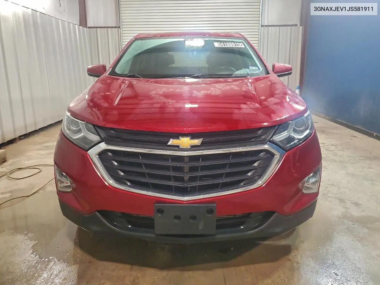 3GNAXJEV1JS581911 2018 Chevrolet Equinox Lt