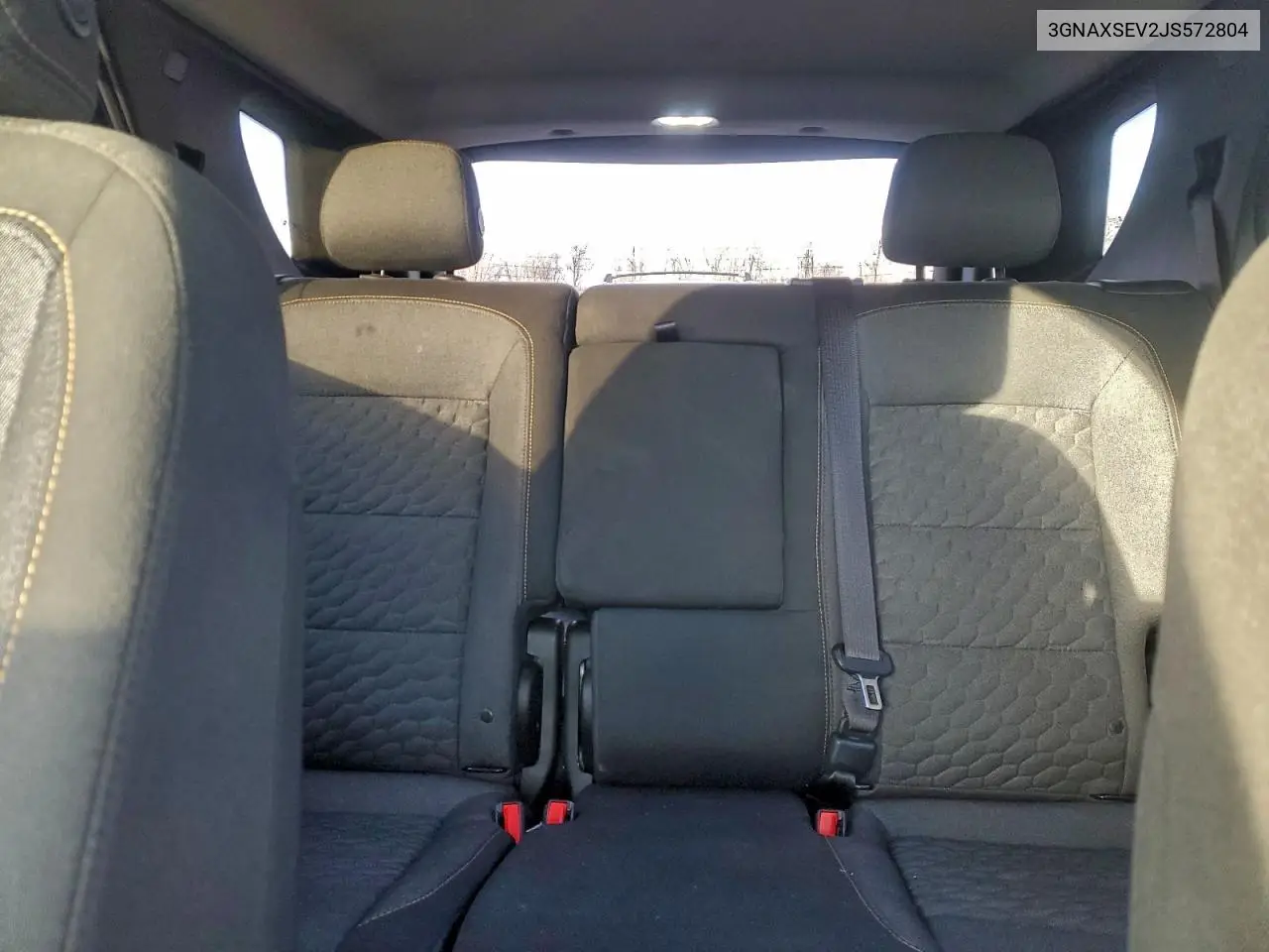 3GNAXSEV2JS572804 2018 Chevrolet Equinox Lt