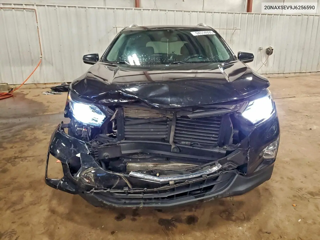 2GNAXSEV9J6256590 2018 Chevrolet Equinox Lt