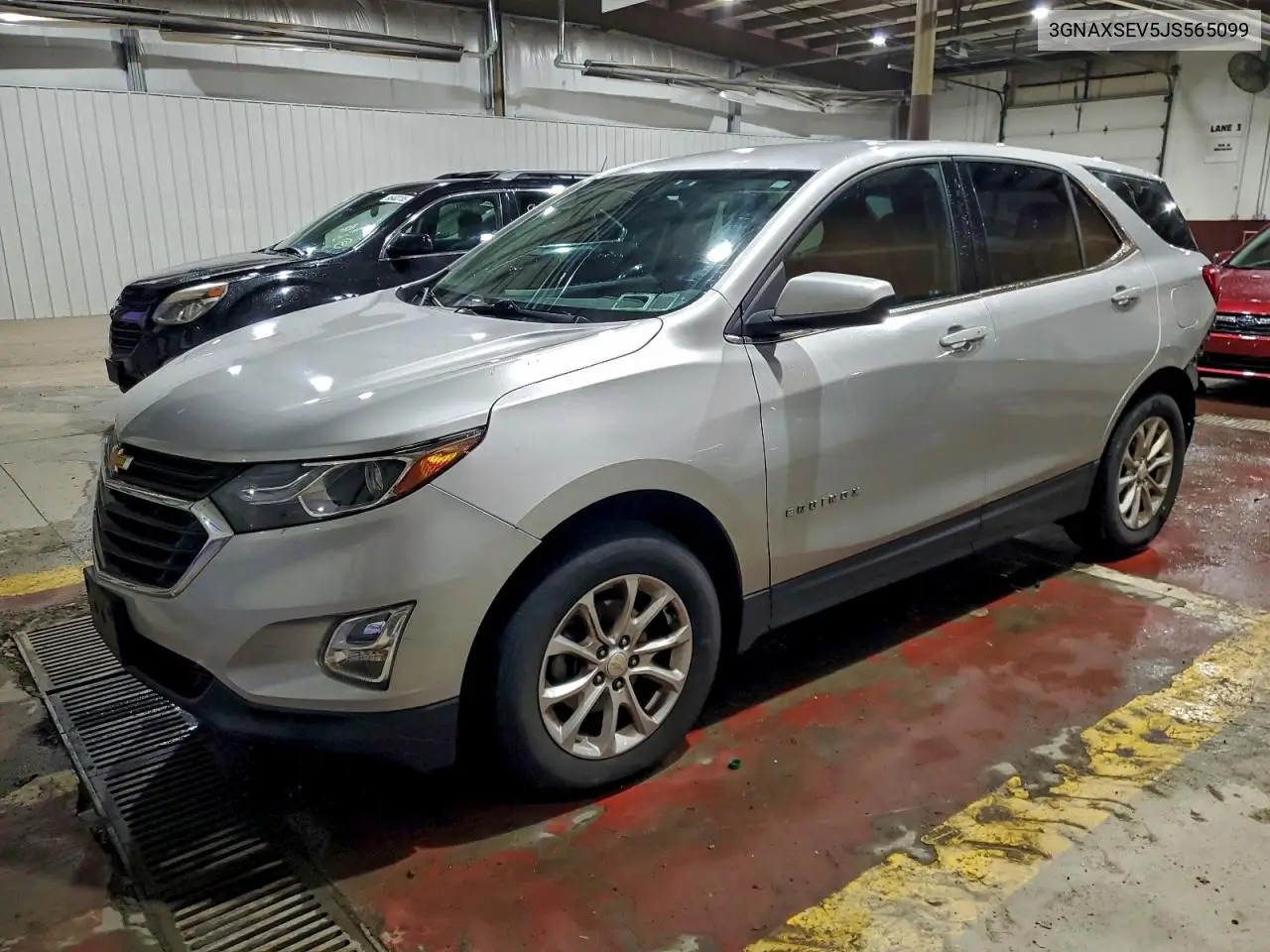 3GNAXSEV5JS565099 2018 Chevrolet Equinox Lt