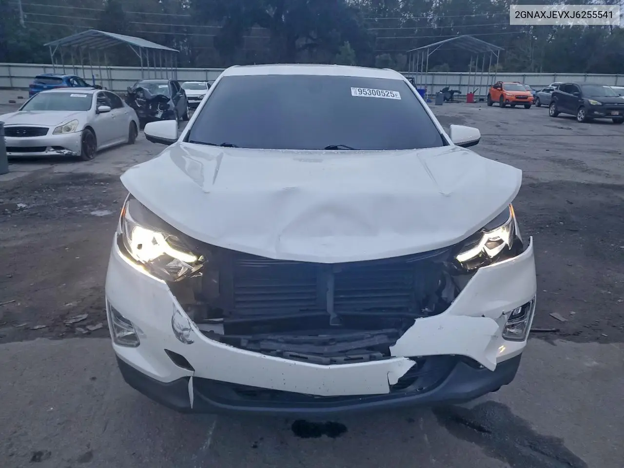 2GNAXJEVXJ6255541 2018 Chevrolet Equinox Lt
