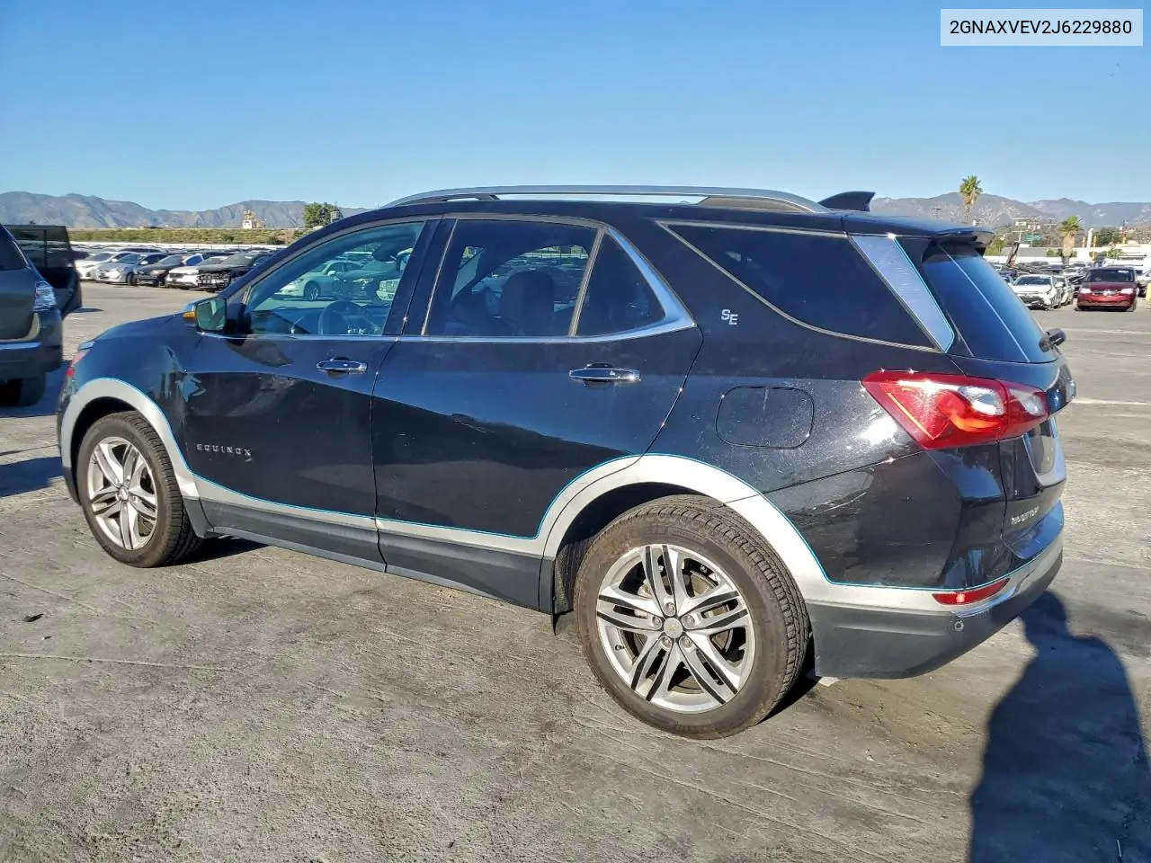 2GNAXVEV2J6229880 2018 Chevrolet Equinox Premier
