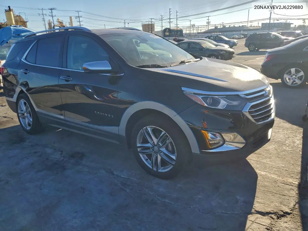2GNAXVEV2J6229880 2018 Chevrolet Equinox Premier