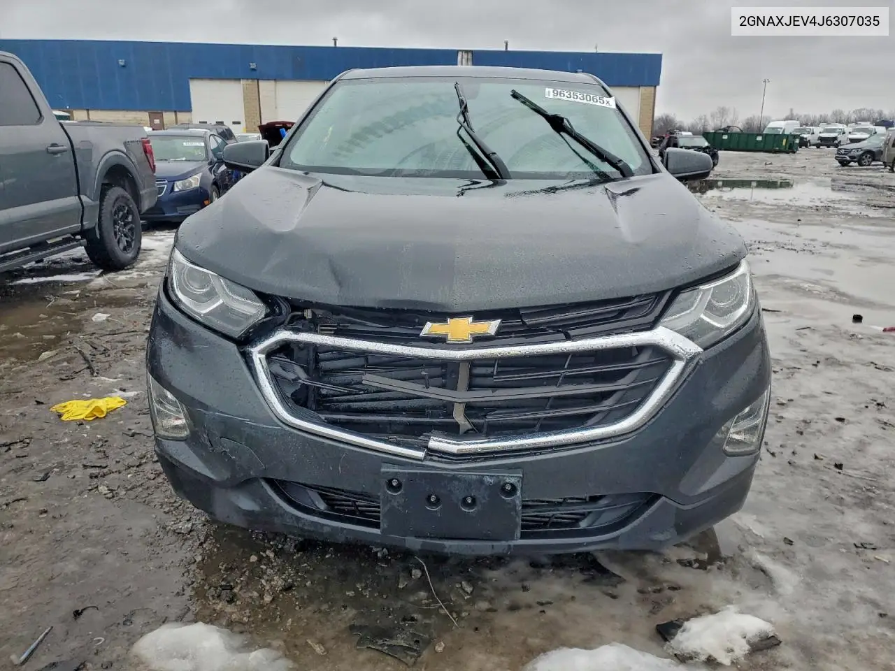 2GNAXJEV4J6307035 2018 Chevrolet Equinox Lt