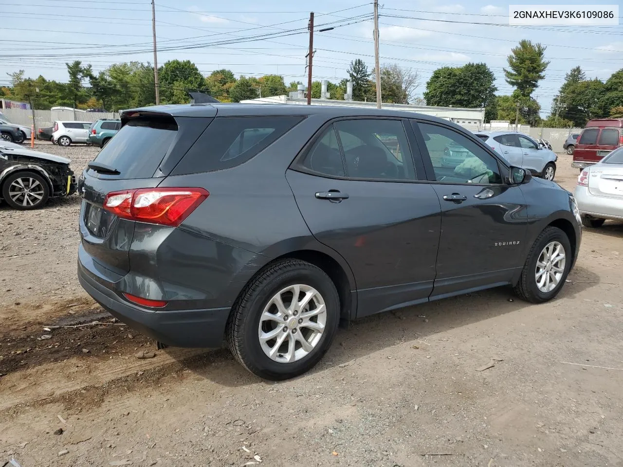 2019 Chevrolet Equinox Ls VIN: 2GNAXHEV3K6109086 Lot: 71892864