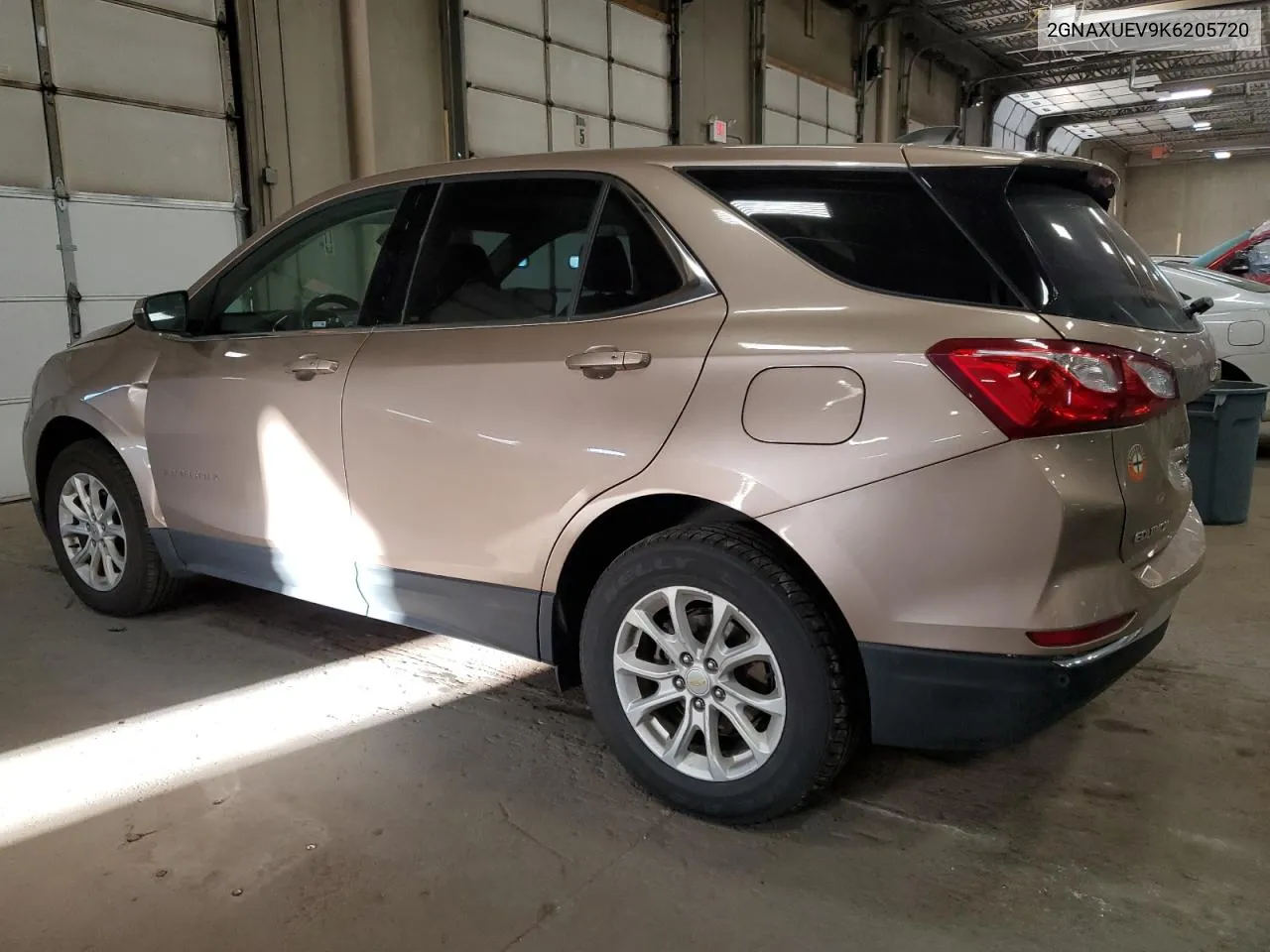 2019 Chevrolet Equinox Lt VIN: 2GNAXUEV9K6205720 Lot: 73099074