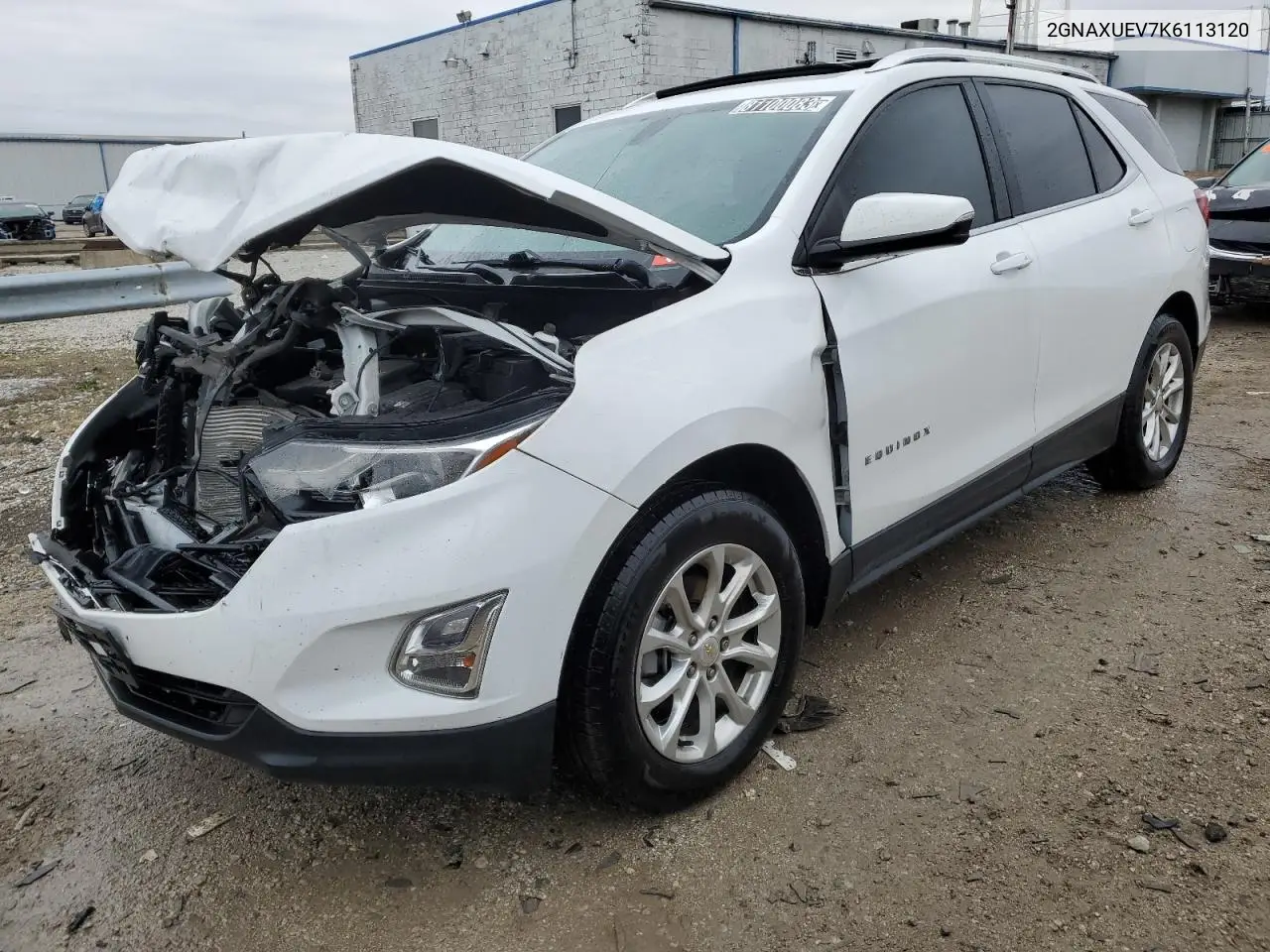 2GNAXUEV7K6113120 2019 Chevrolet Equinox Lt