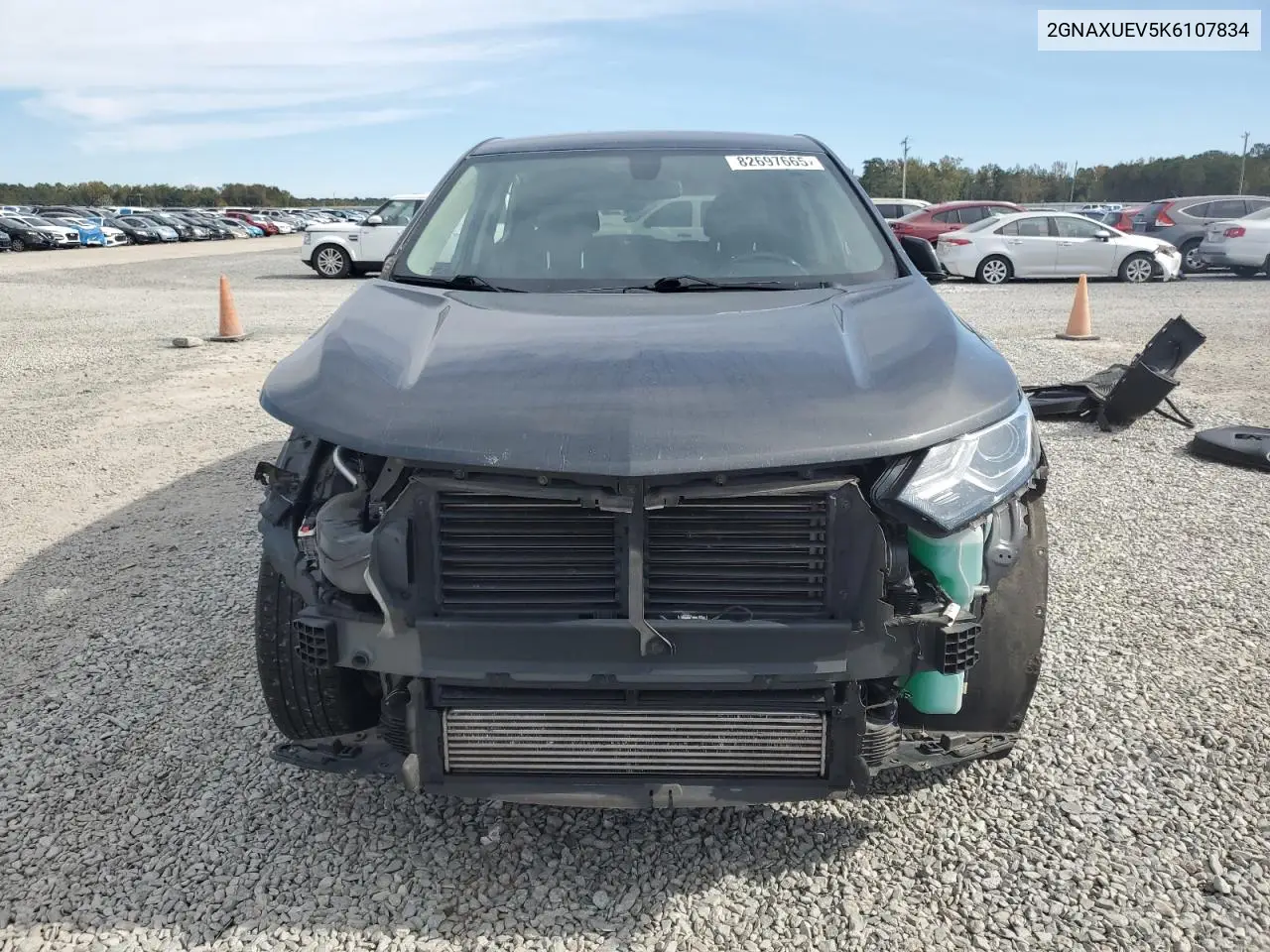 2GNAXUEV5K6107834 2019 Chevrolet Equinox Lt