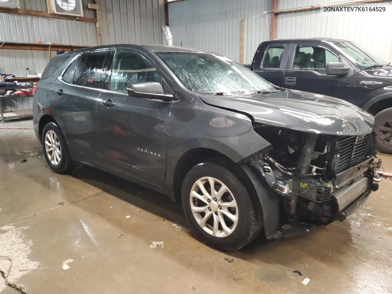 2GNAXTEV7K6164529 2019 Chevrolet Equinox Lt