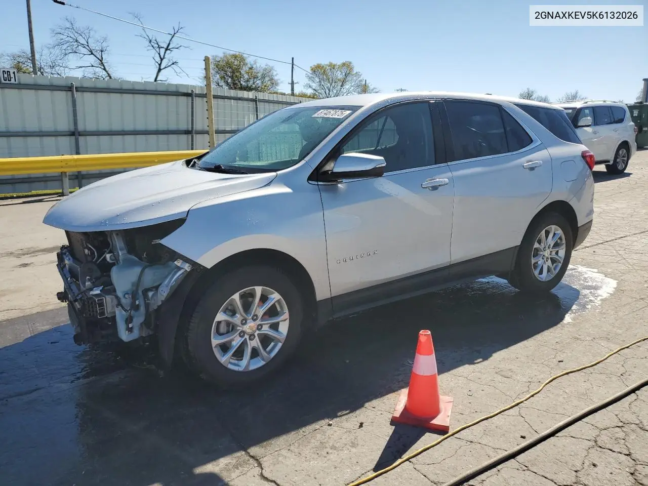 2GNAXKEV5K6132026 2019 Chevrolet Equinox Lt