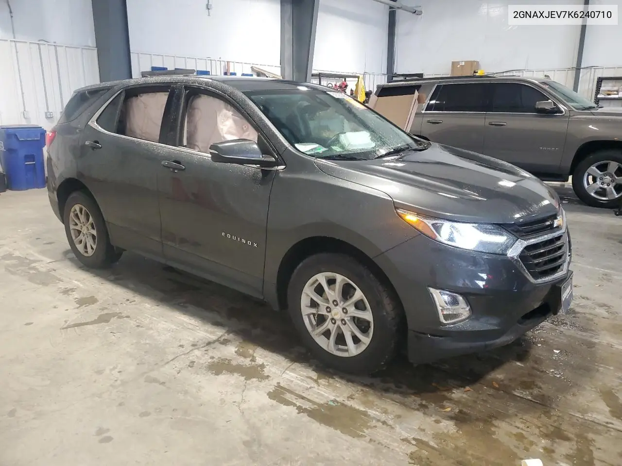 2GNAXJEV7K6240710 2019 Chevrolet Equinox Lt