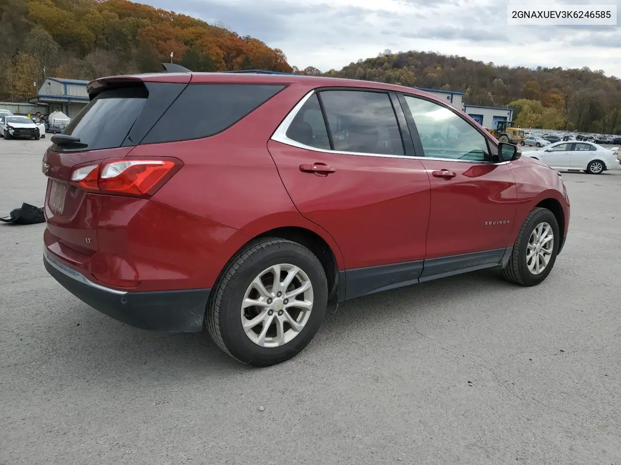 2GNAXUEV3K6246585 2019 Chevrolet Equinox Lt
