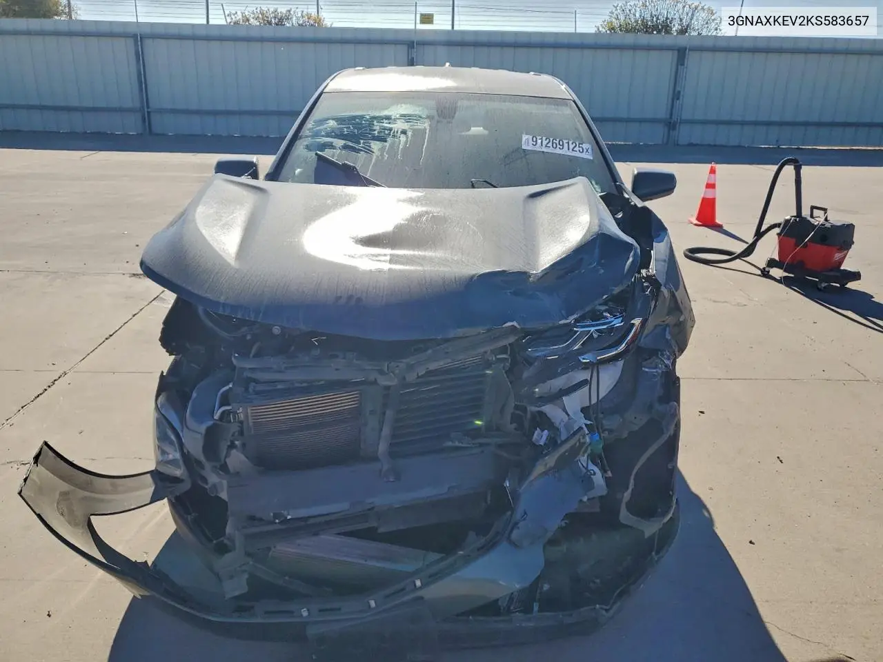 3GNAXKEV2KS583657 2019 Chevrolet Equinox Lt