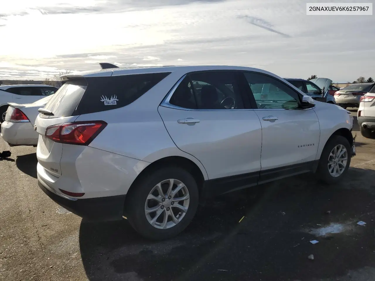 2GNAXUEV6K6257967 2019 Chevrolet Equinox Lt