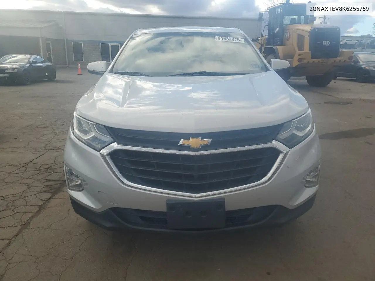2GNAXTEV8K6255759 2019 Chevrolet Equinox Lt