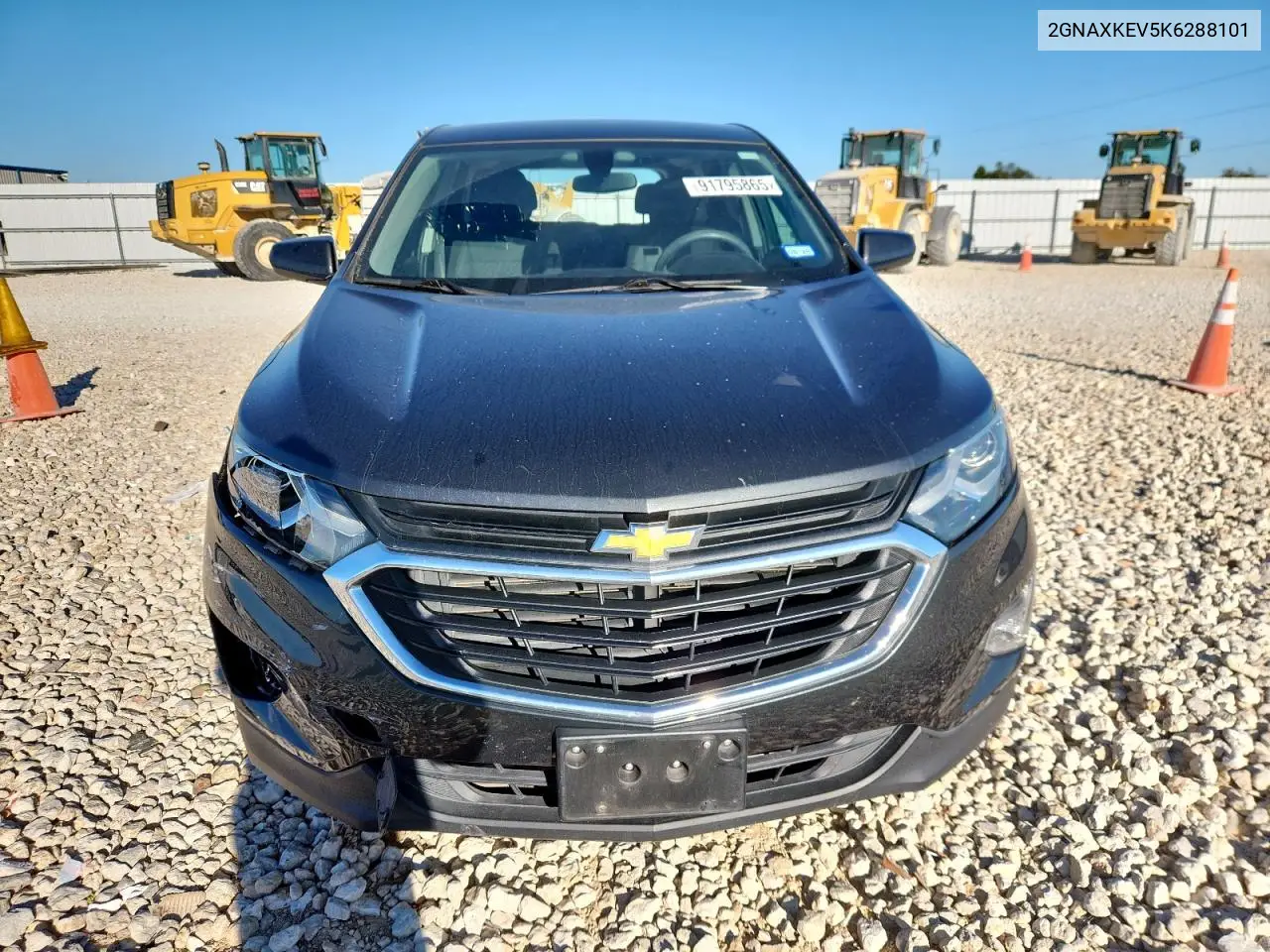 2GNAXKEV5K6288101 2019 Chevrolet Equinox Lt