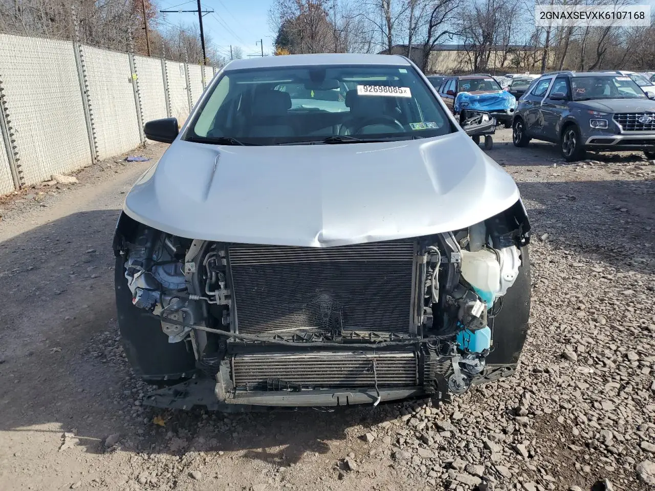 2GNAXSEVXK6107168 2019 Chevrolet Equinox Ls