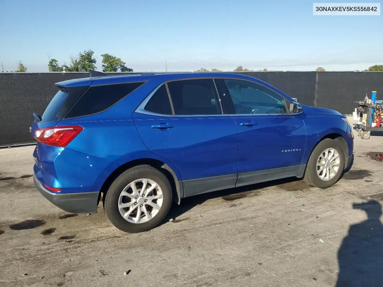 3GNAXKEV5KS556842 2019 Chevrolet Equinox Lt
