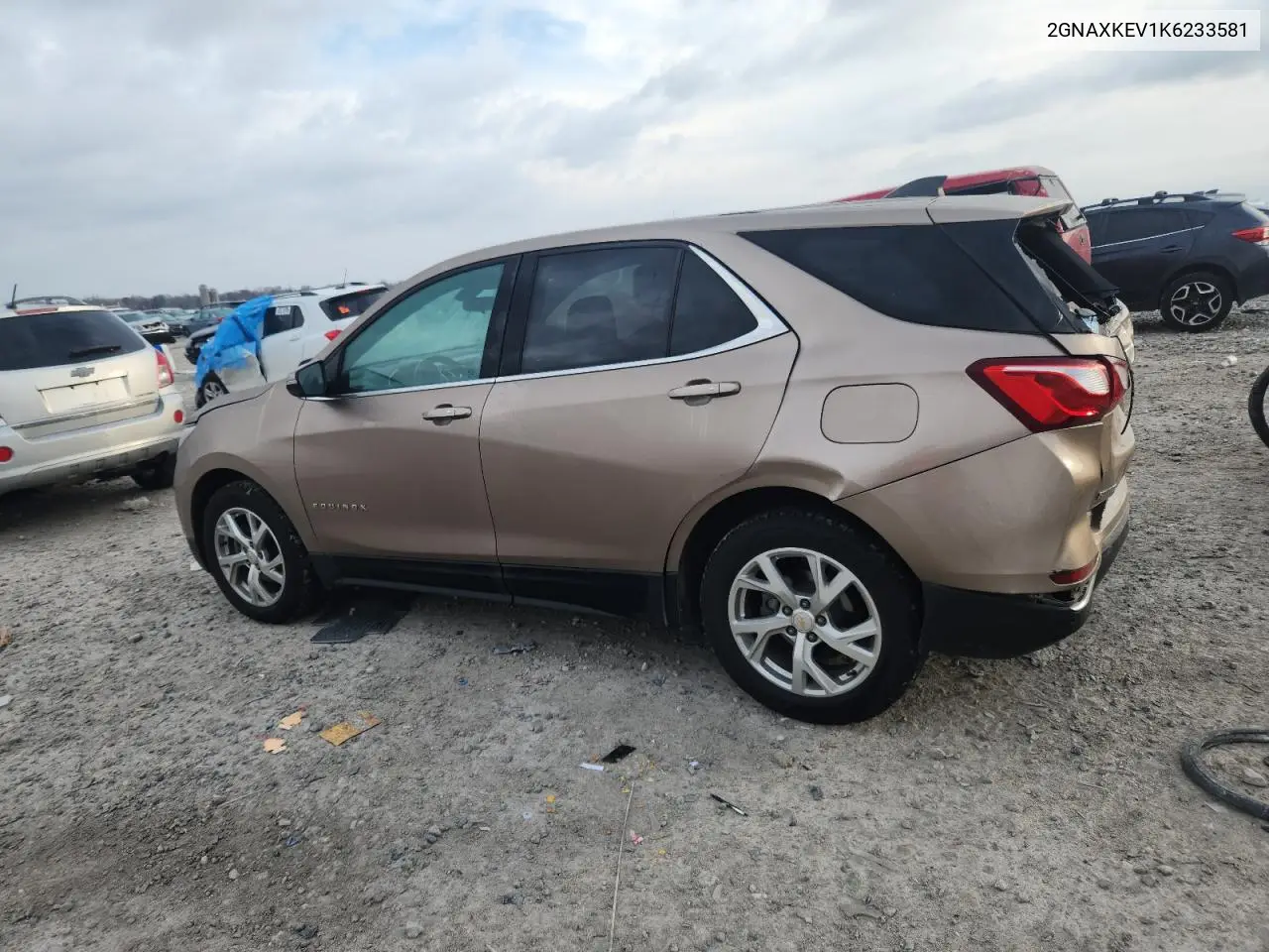 2GNAXKEV1K6233581 2019 Chevrolet Equinox Lt