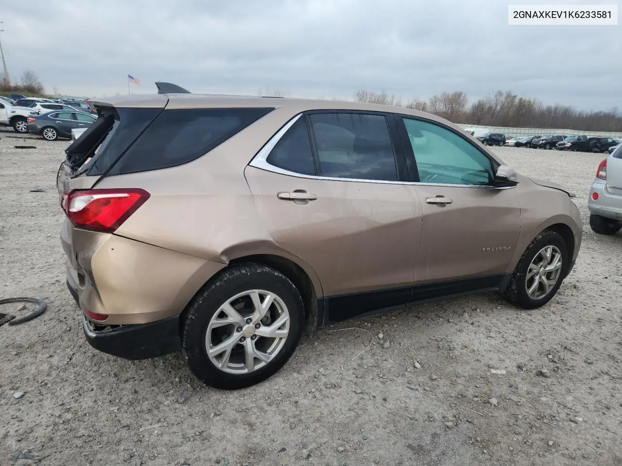 2GNAXKEV1K6233581 2019 Chevrolet Equinox Lt