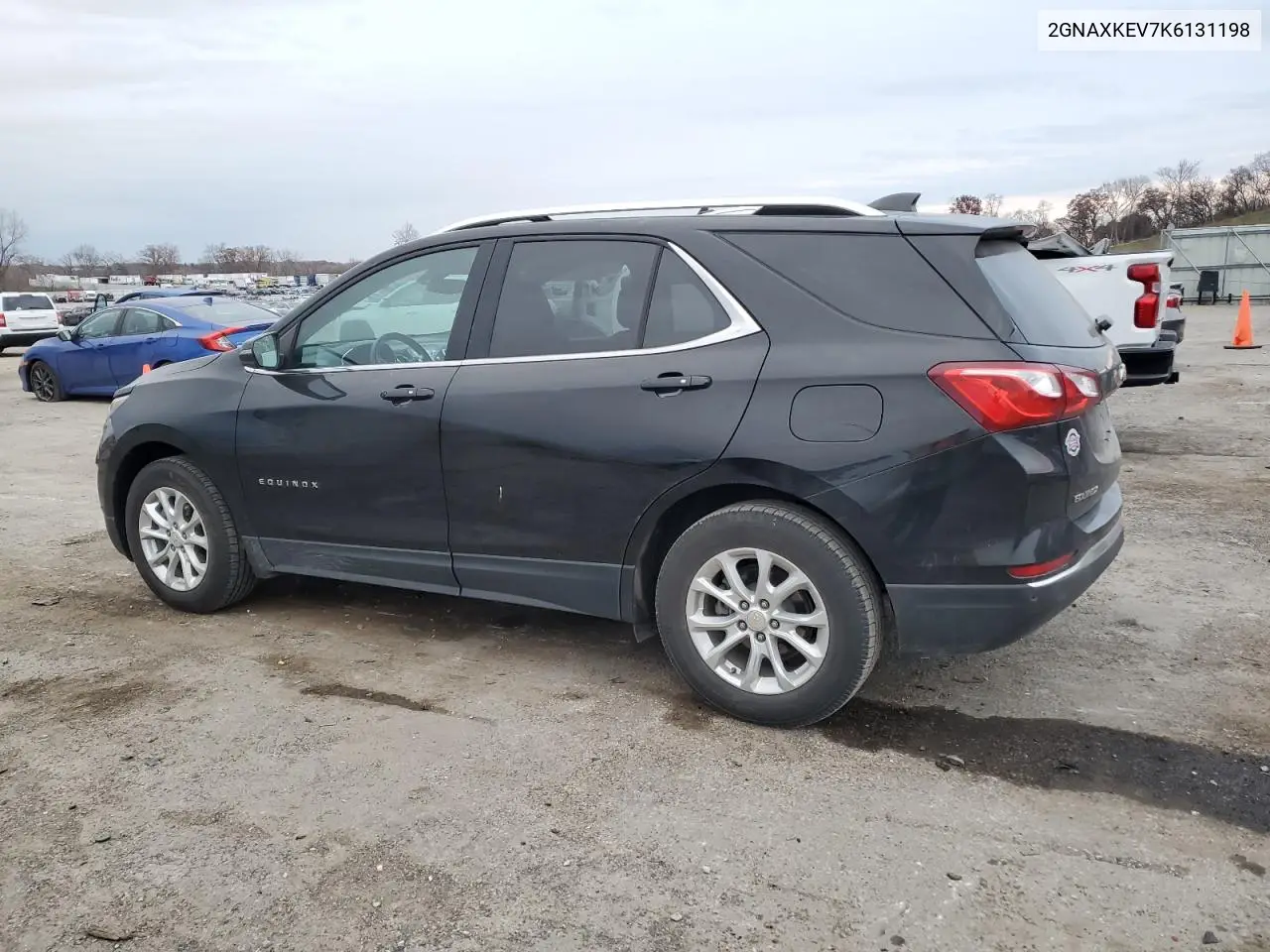 2GNAXKEV7K6131198 2019 Chevrolet Equinox Lt