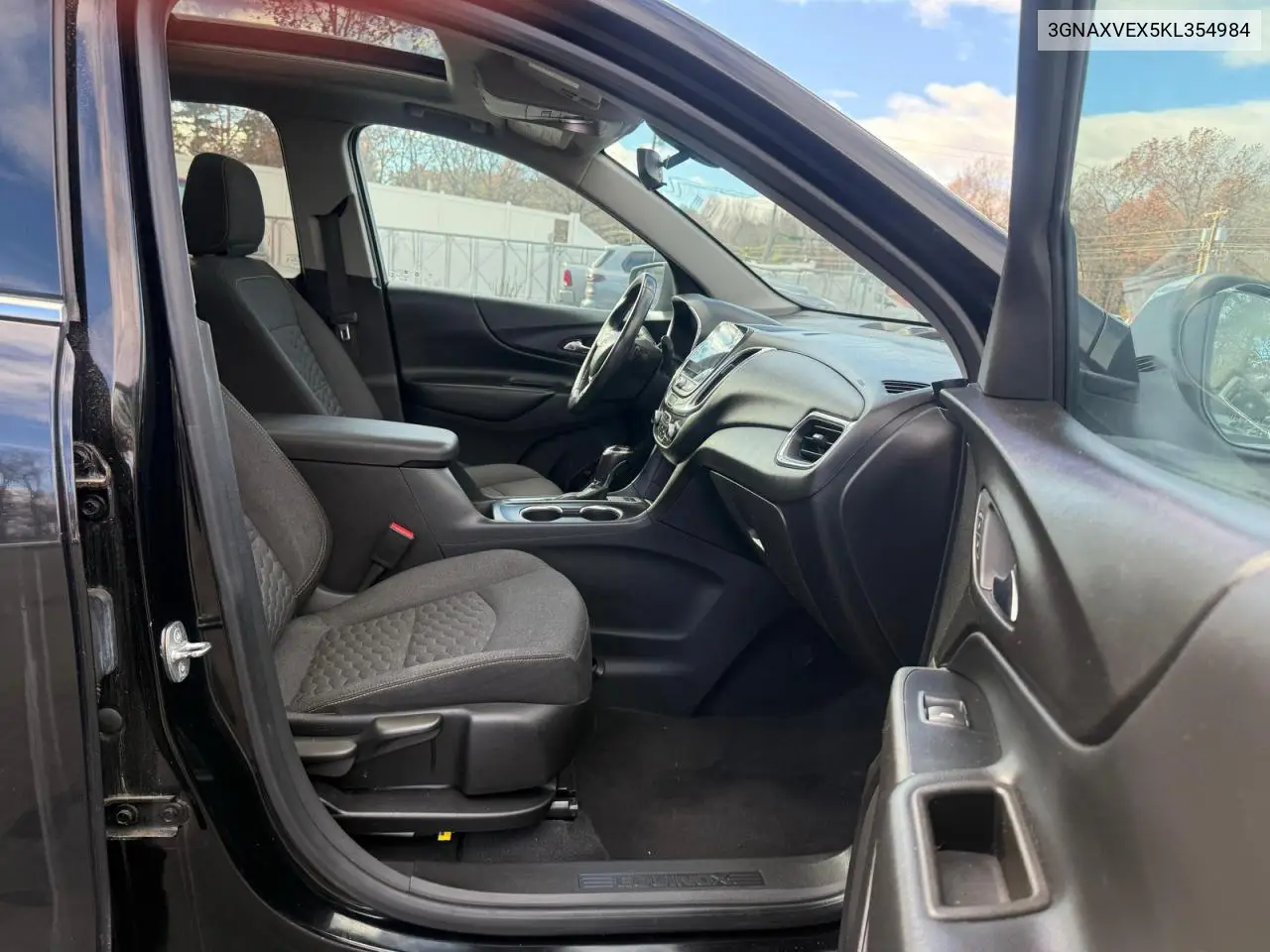 3GNAXVEX5KL354984 2019 Chevrolet Equinox Lt