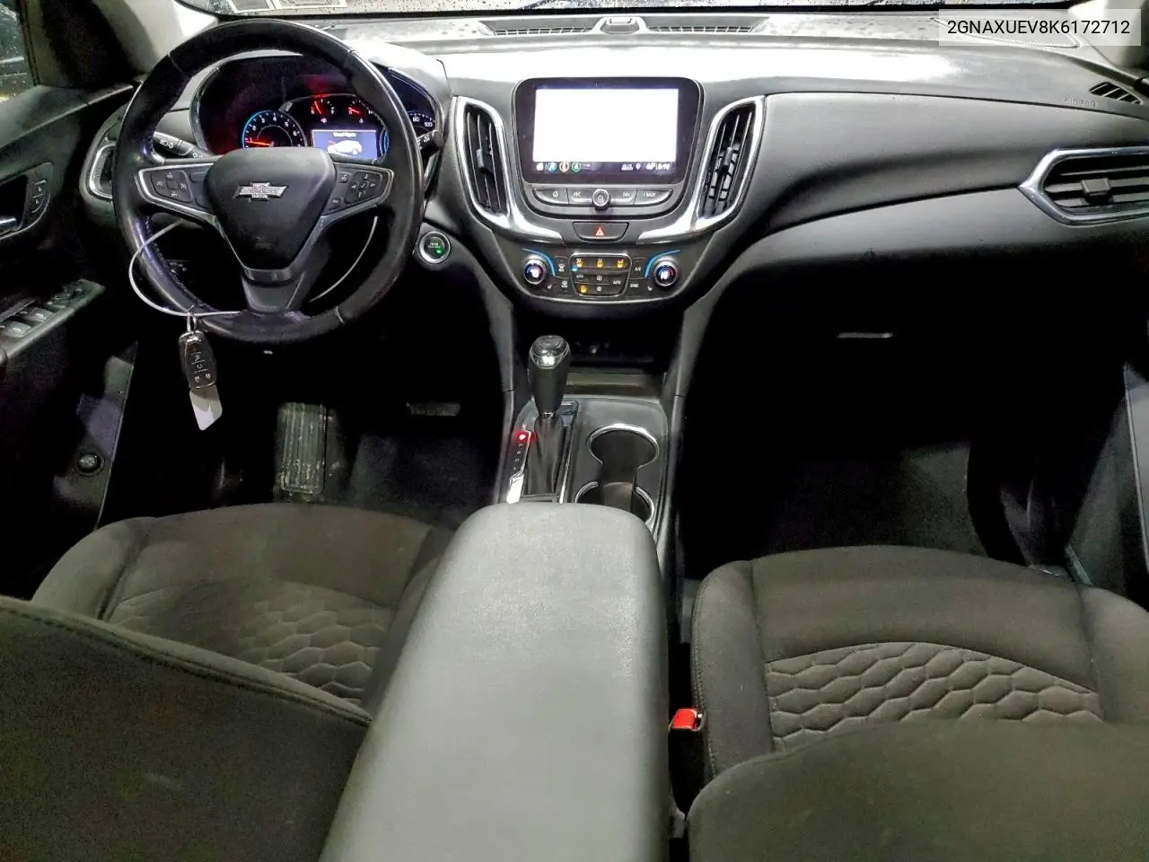 2GNAXUEV8K6172712 2019 Chevrolet Equinox Lt