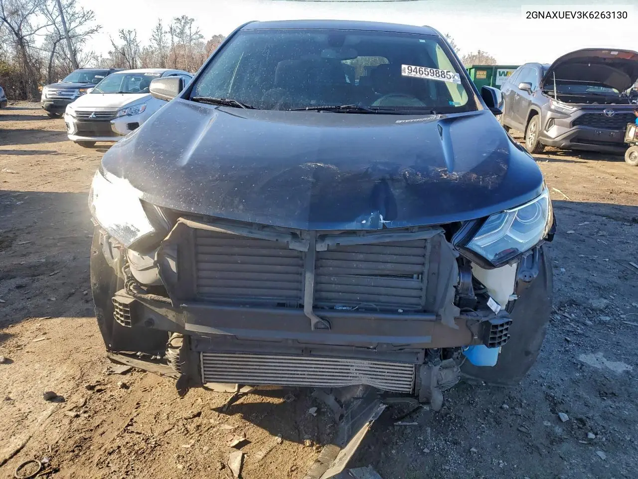 2GNAXUEV3K6263130 2019 Chevrolet Equinox Lt