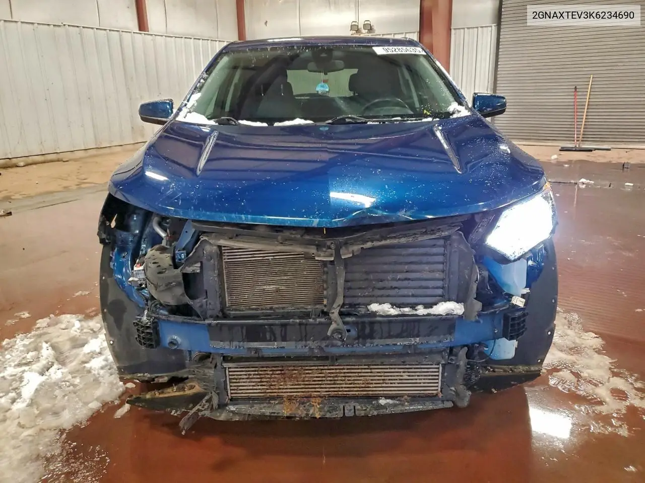 2GNAXTEV3K6234690 2019 Chevrolet Equinox Lt