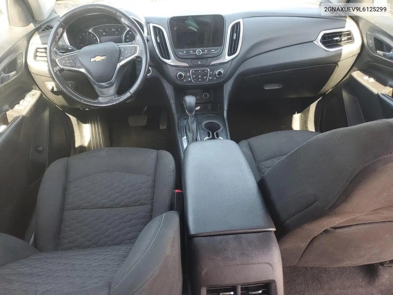 2GNAXUEV9L6125299 2020 Chevrolet Equinox Lt