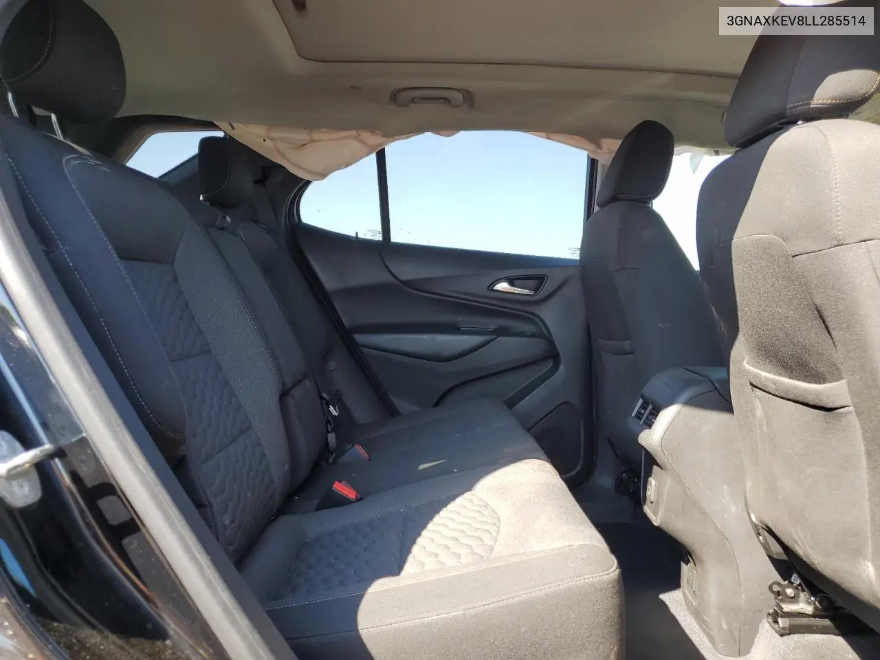3GNAXKEV8LL285514 2020 Chevrolet Equinox Lt