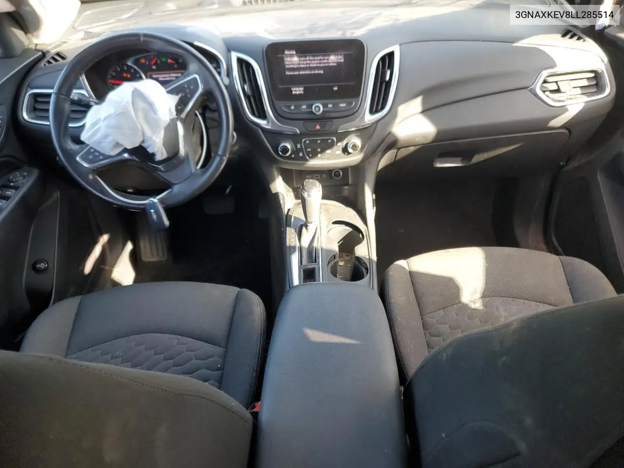3GNAXKEV8LL285514 2020 Chevrolet Equinox Lt