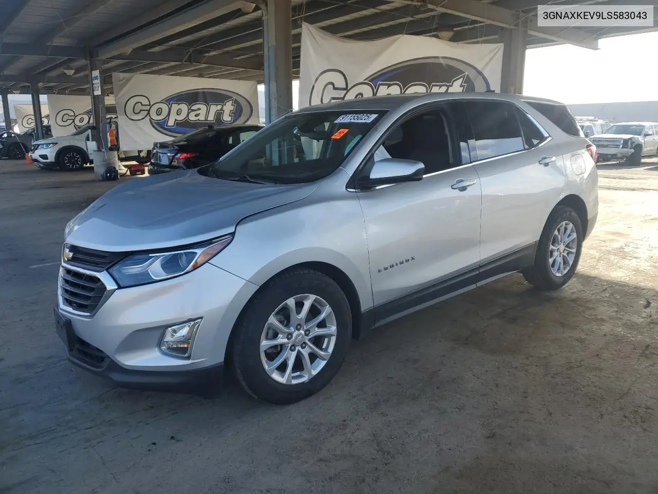 3GNAXKEV9LS583043 2020 Chevrolet Equinox Lt