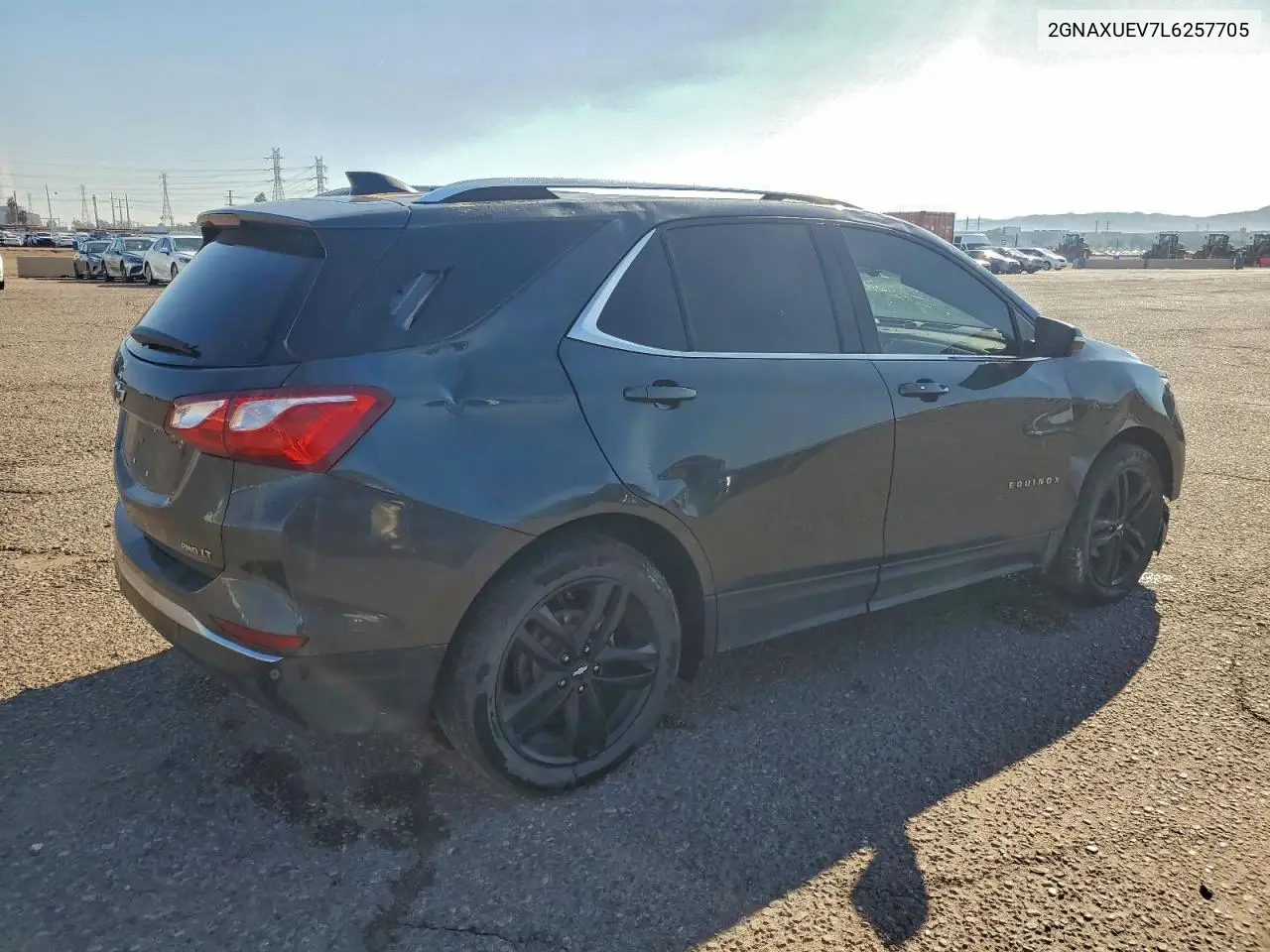 2GNAXUEV7L6257705 2020 Chevrolet Equinox Lt