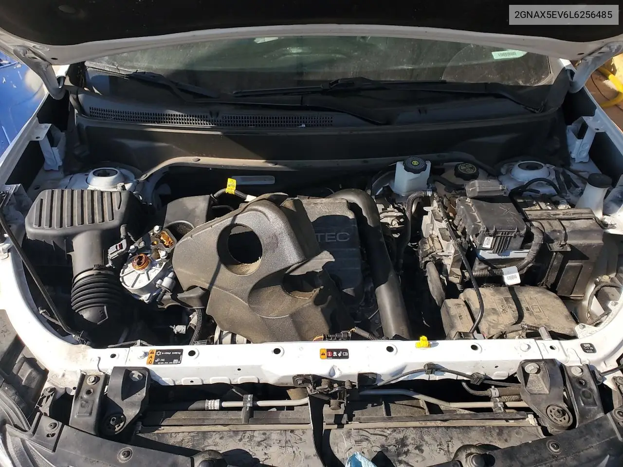 2GNAX5EV6L6256485 2020 Chevrolet Equinox