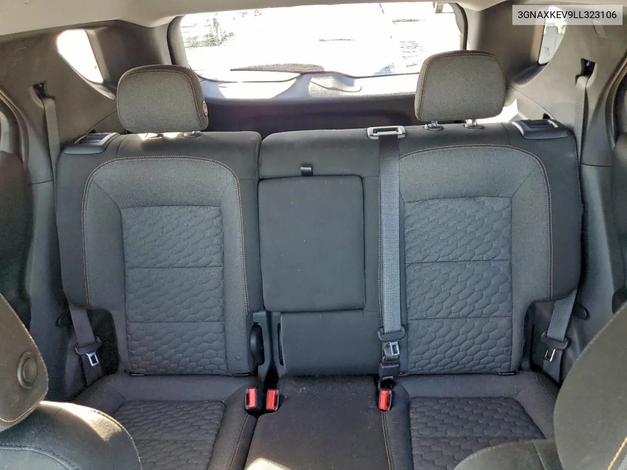 3GNAXKEV9LL323106 2020 Chevrolet Equinox Lt