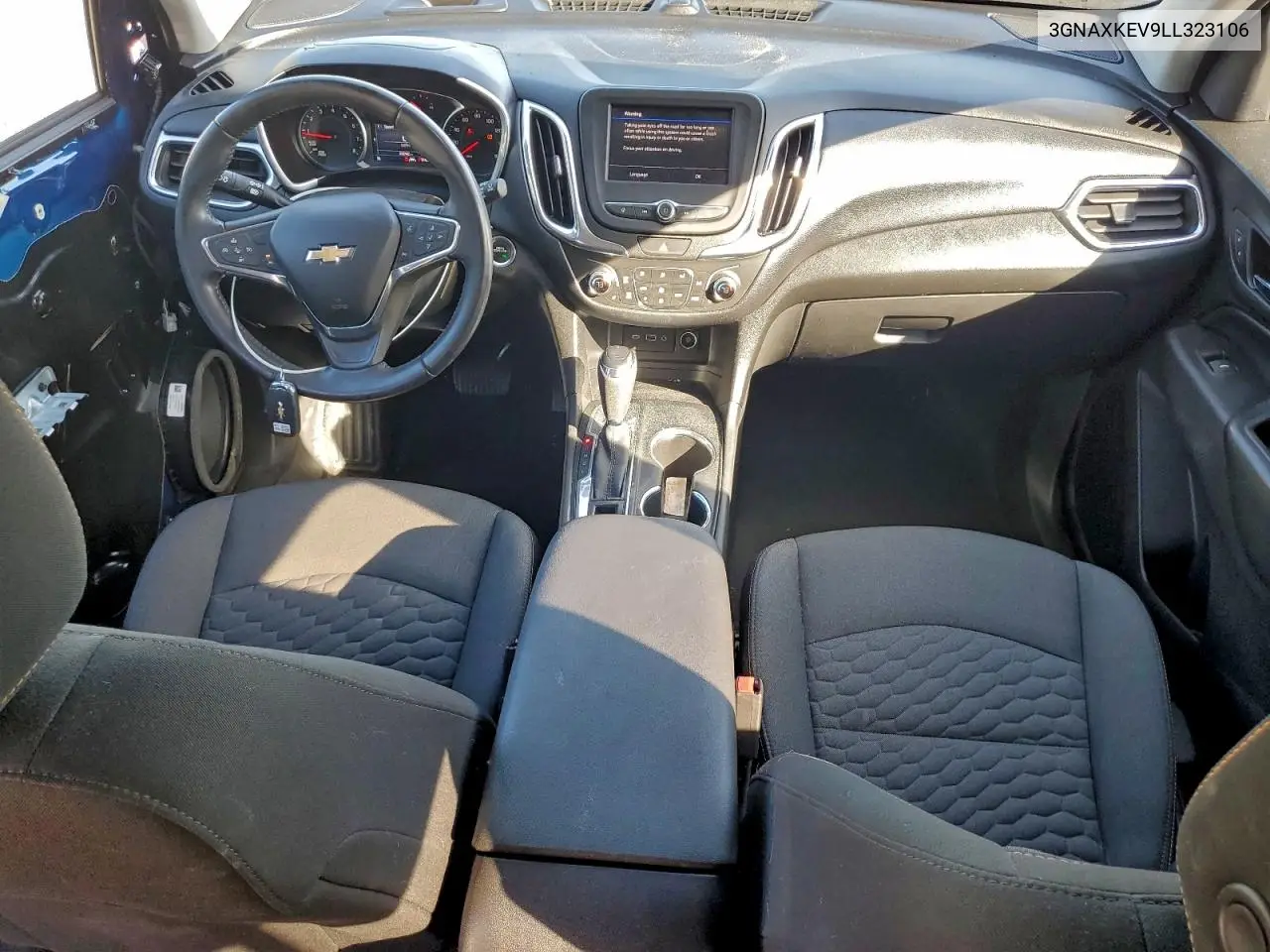 3GNAXKEV9LL323106 2020 Chevrolet Equinox Lt