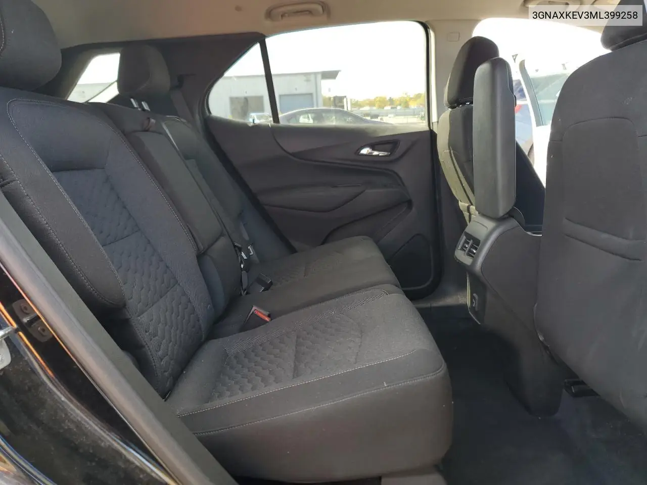 3GNAXKEV3ML399258 2021 Chevrolet Equinox Lt