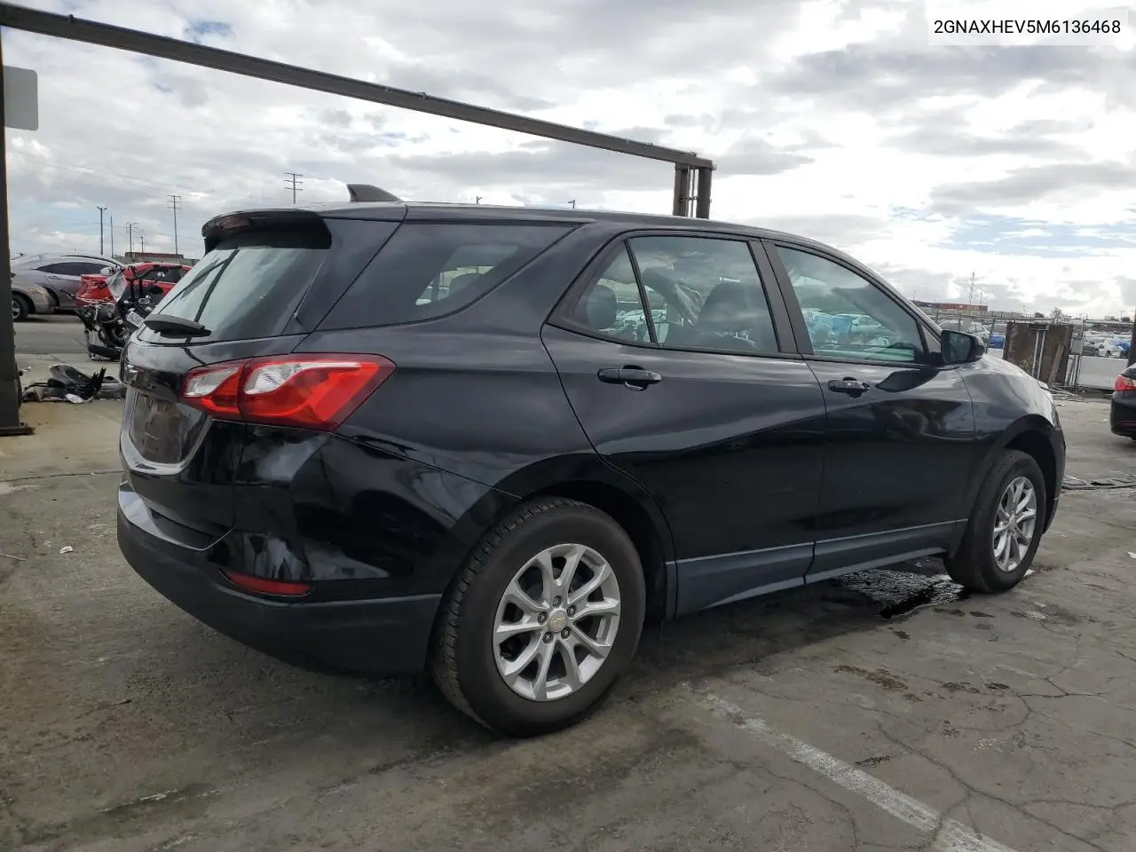 2GNAXHEV5M6136468 2021 Chevrolet Equinox Ls