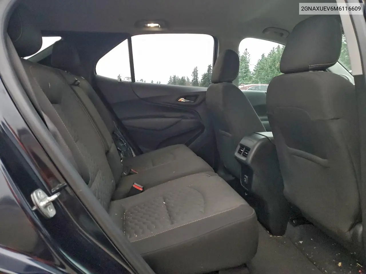 2GNAXUEV6M6116609 2021 Chevrolet Equinox Lt