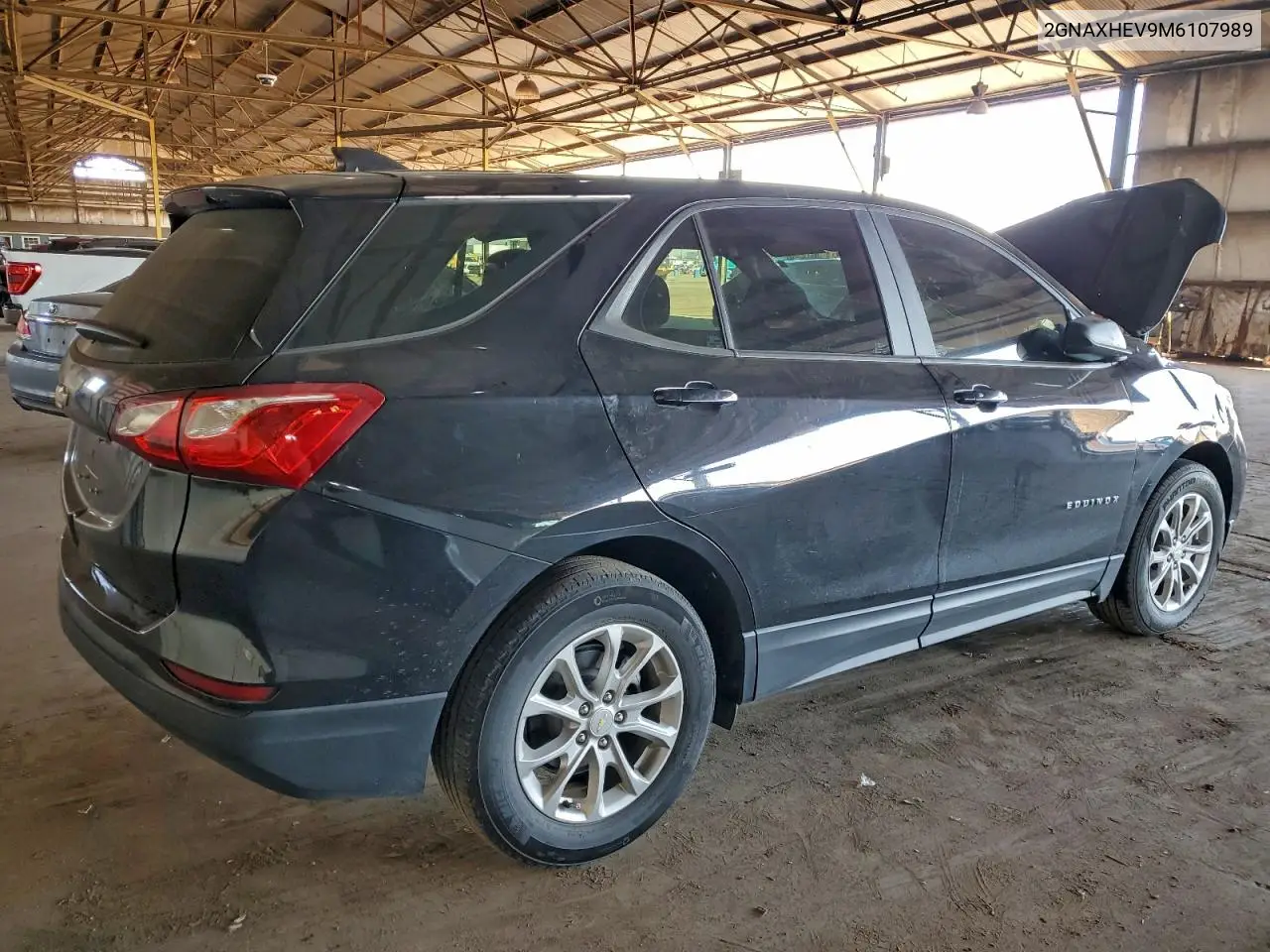 2GNAXHEV9M6107989 2021 Chevrolet Equinox Ls
