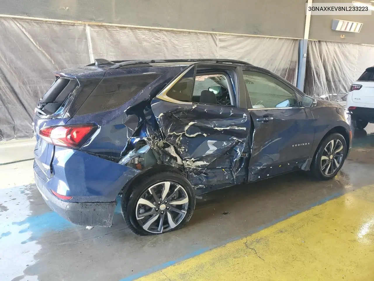 3GNAXKEV8NL233223 2022 Chevrolet Equinox Lt