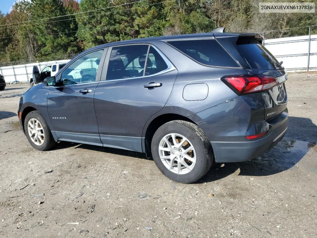 2GNAXUEVXN6137836 2022 Chevrolet Equinox Lt