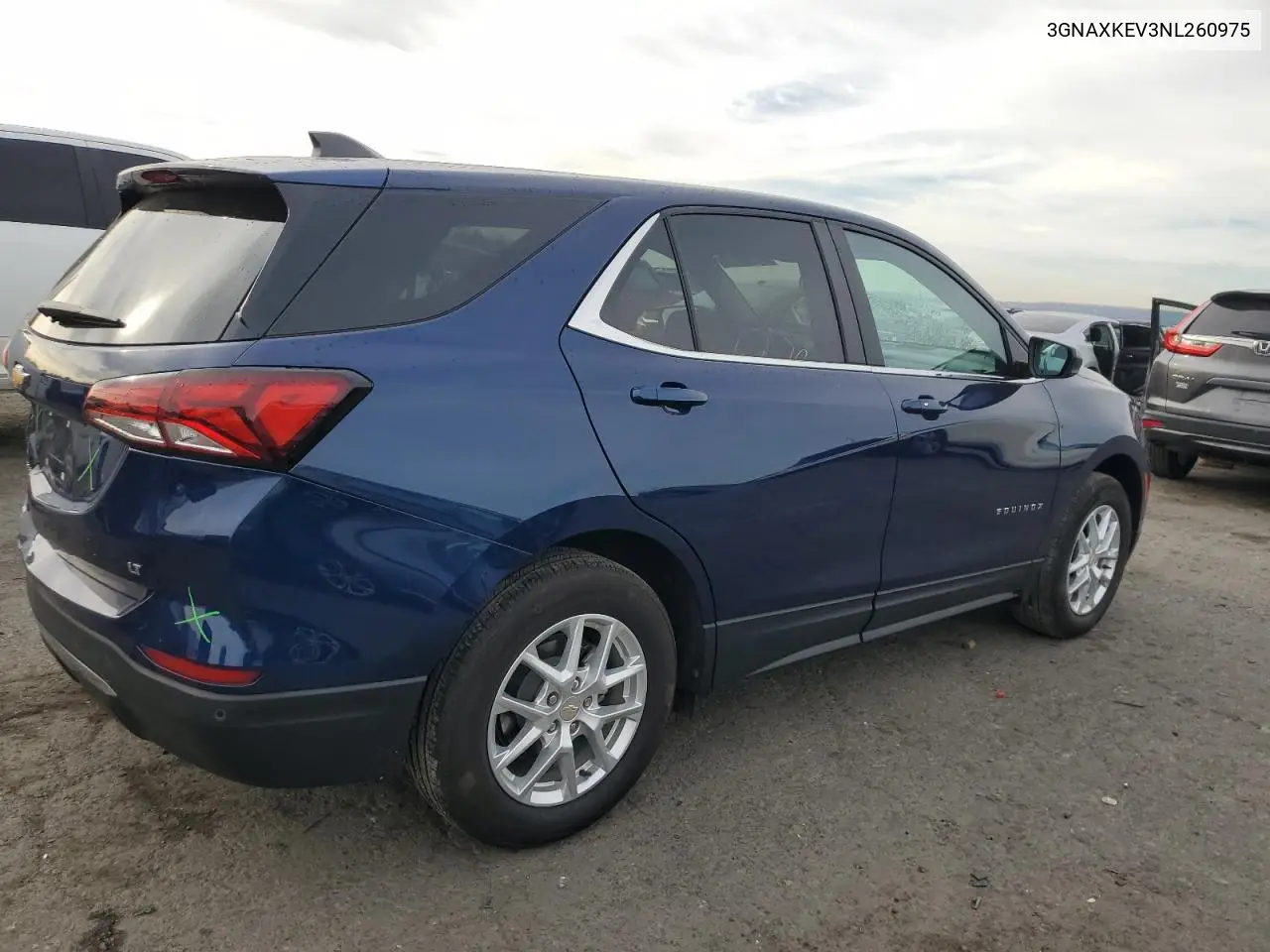 3GNAXKEV3NL260975 2022 Chevrolet Equinox Lt
