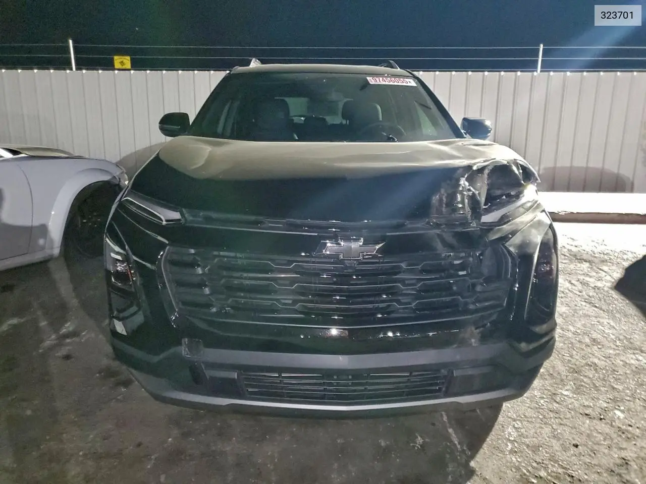 323701 2026 Chevrolet Equinox Lt