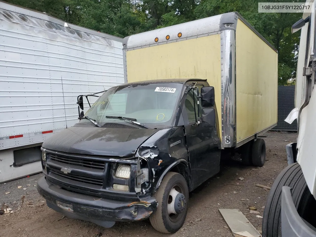 2000 Chevrolet Express G3500 VIN: 1GBJG31F5Y1220717 Lot: 70583174