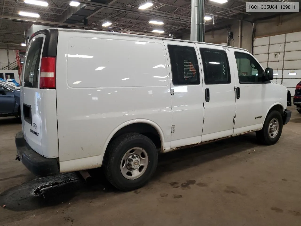 2004 Chevrolet Express G3500 VIN: 1GCHG35U641129811 Lot: 72395104