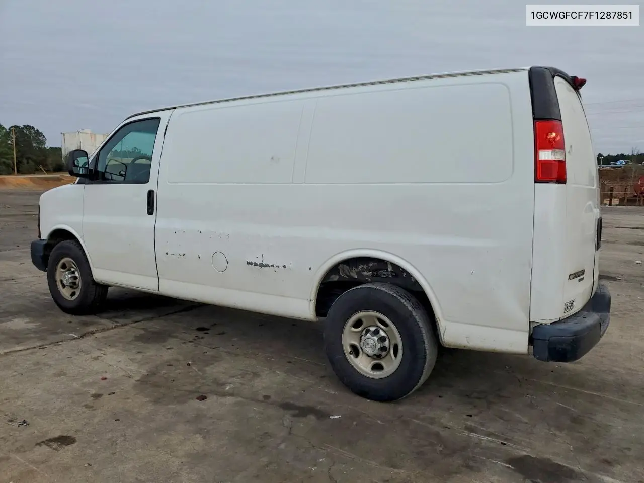 1GCWGFCF7F1287851 2015 Chevrolet Express G2500