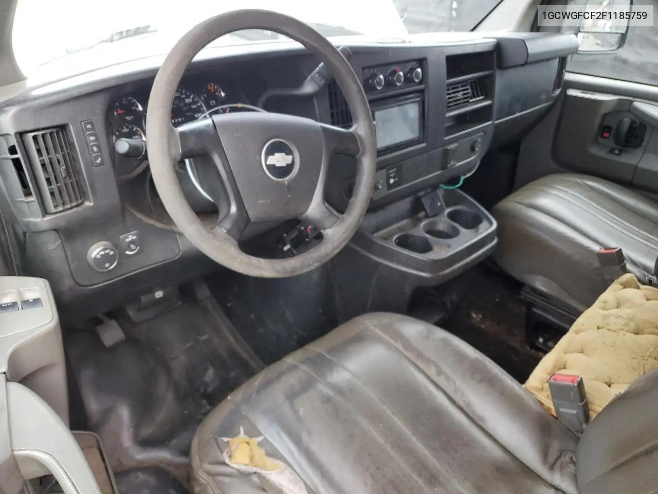1GCWGFCF2F1185759 2015 Chevrolet Express G2500