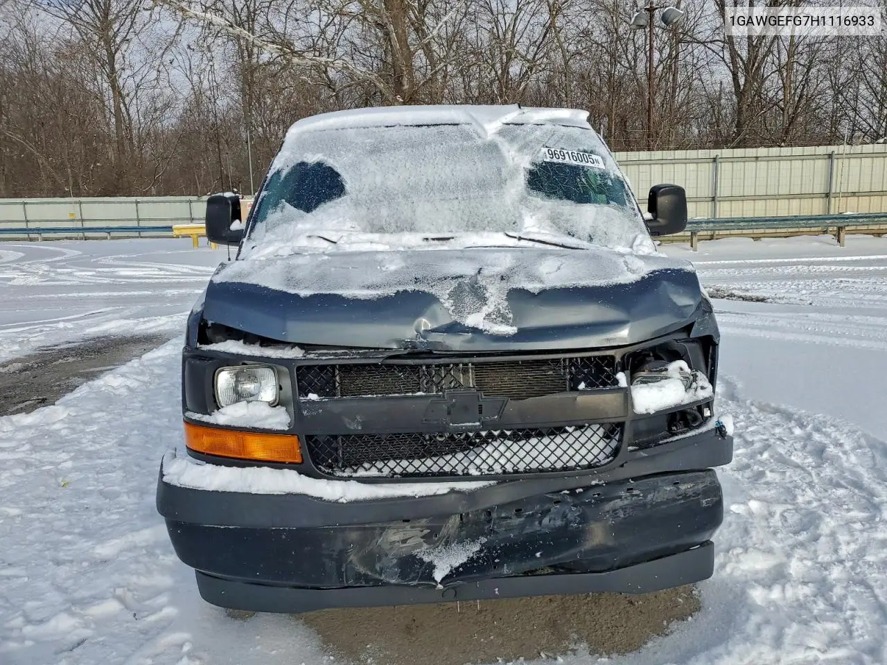 1GAWGEFG7H1116933 2017 Chevrolet Express G2500 Ls